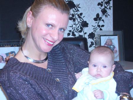 berangere est venu nous rendre visite   c est la copine a maman et papa trop genial et trop marrante